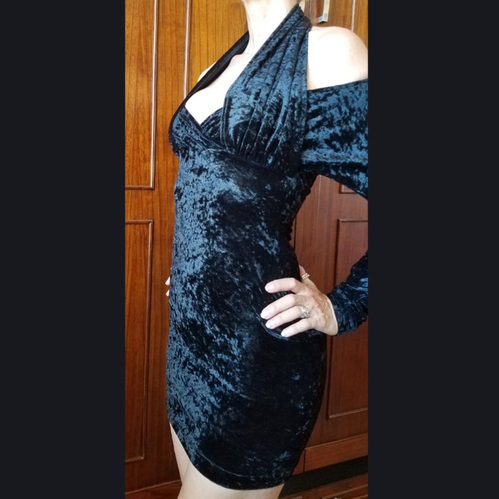 Vintage c1988 - Karea Crushed Velvet Black Dress